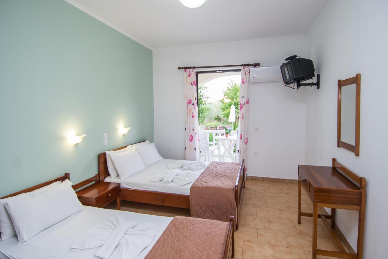 Leonidas Aparthotel